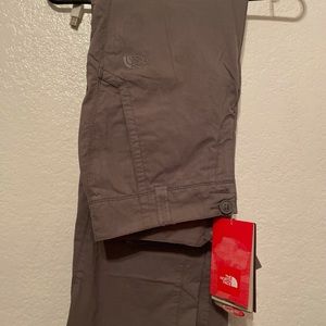 Woman’s North Face Cargo Pants!